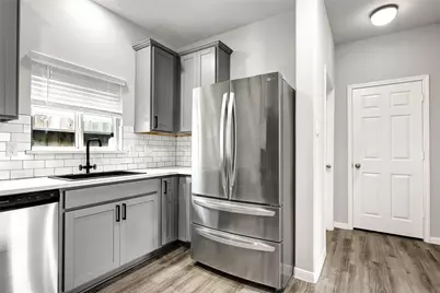13319 Colby Meadow Drive, Houston, TX 77048 - Photo 15