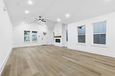 4525 Walker Street, Houston, TX 77023 - Photo 5
