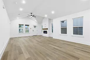 4525 Walker St, Houston, TX 77023 - Photo 5