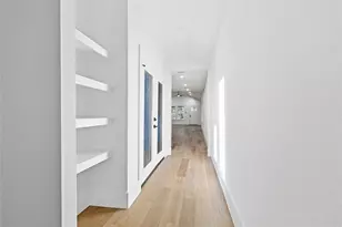 4525 Walker St, Houston, TX 77023 - Photo 15