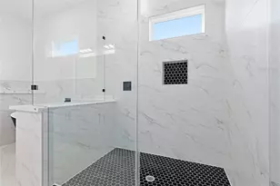 4525 Walker St, Houston, TX 77023 - Photo 23
