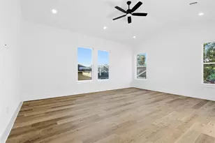 4525 Walker St, Houston, TX 77023 - Photo 19