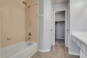 13035 Jasmine Park Ln, Houston, TX 77044 - Photo 17