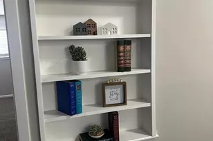 1101 E Main St, League City, TX 77573 - Photo 11