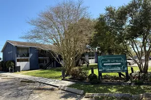 1101 E Main St, League City, TX 77573 - Photo 7