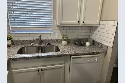 1101 E Main Street, League City, TX 77573 - Photo 3