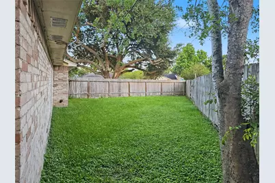 4211 Falcon Meadow Drive, Katy, TX 77449 - Photo 19