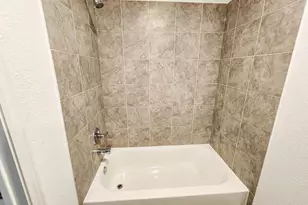 9815 Emerald Stone Wy, Conroe, TX 77306 - Photo 17