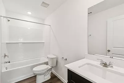 1009 S Oakhurst Drive, Dayton, TX 77535 - Photo 17