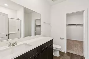 1009 S Oakhurst Dr, Dayton, TX 77535 - Photo 11