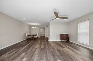 401 Bendwood Dr, Houston, TX 77024 - Photo 5