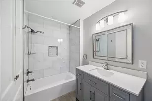 401 Bendwood Dr, Houston, TX 77024 - Photo 17