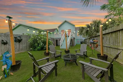 1117 29th Street, Galveston, TX 77550 - Photo 1