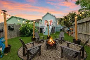1117 29th St, Galveston, TX 77550 - Photo 1
