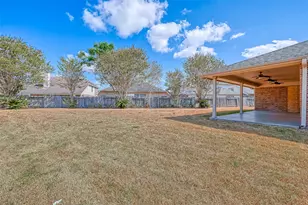 13922 Normandy Ct, Sugar Land, TX 77498 - Photo 45