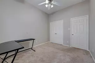 13922 Normandy Ct, Sugar Land, TX 77498 - Photo 31