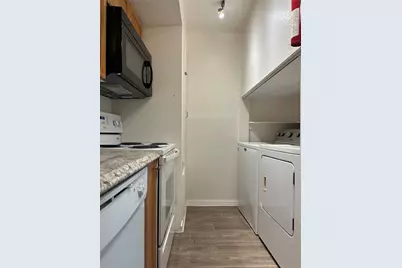 744 Memorial Mews Street #2, Houston, TX 77079 - Photo 3