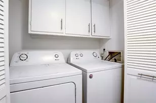 10458 Hammerly Blvd, Houston, TX 77043 - Photo 13