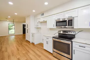 5019 Stillbrooke Dr, Houston, TX 77035 - Photo 9
