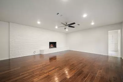 1900 Amy Drive, Baytown, TX 77520 - Photo 17