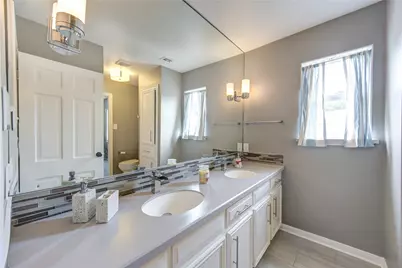 15739 Fleetwood Oaks Drive, Houston, TX 77079 - Photo 31