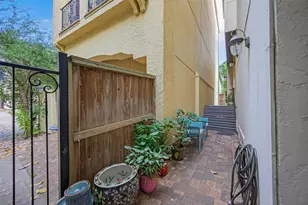 1821 W 24th St, Houston, TX 77008 - Photo 43