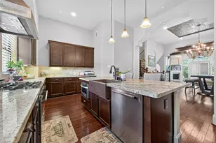 1821 W 24th St, Houston, TX 77008 - Photo 9