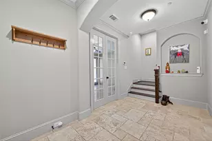 1821 W 24th St, Houston, TX 77008 - Photo 5