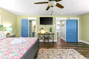 319 Pompano Ln, Freeport, TX 77541 - Photo 21