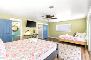 319 Pompano Ln, Freeport, TX 77541 - Photo 21