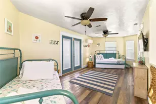 319 Pompano Ln, Freeport, TX 77541 - Photo 25