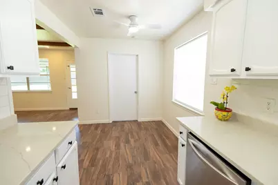 9011 Grape Street, Houston, TX 77036 - Photo 9