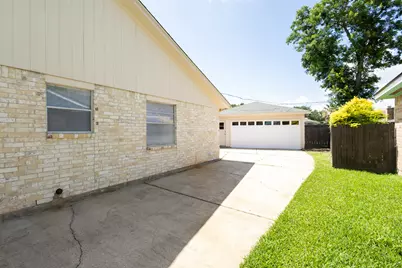 9011 Grape Street, Houston, TX 77036 - Photo 35