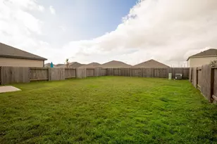 10137 Pappas Dr, Brookshire, TX 77423 - Photo 23