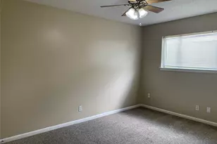 5815 Darlinghurst Dr, Houston, TX 77085 - Photo 5
