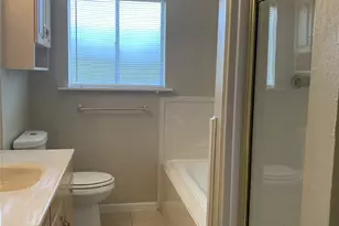 5815 Darlinghurst Dr, Houston, TX 77085 - Photo 7