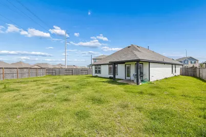 4989 Perennial Lane, La Marque, TX 77568 - Photo 15