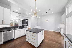 1822 Brun St, Houston, TX 77019 - Photo 5