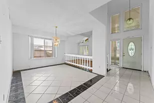 7607 Secretariat Ln, Houston, TX 77071 - Photo 5