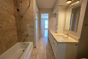 4519 Kingston Harbor Dr, Seabrook, TX 77586 - Photo 11