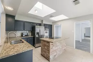 14415 Locke Ln, Houston, TX 77077 - Photo 9