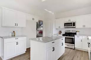 15615 Copano Bay Dr, Sugar Land, TX 77498 - Photo 13