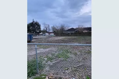 2124 Erastus Street, Houston, TX 77020 - Photo 3