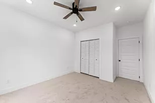 514 Melbourne St, Houston, TX 77022 - Photo 27