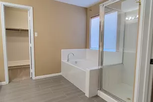 2018 Ridgeway Park Dr, Houston, TX 77339 - Photo 23