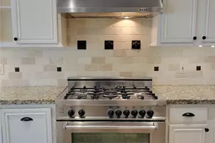 2018 Ridgeway Park Dr, Houston, TX 77339 - Photo 13