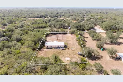 2389 River Oaks, Skidmore, TX 78389 - Photo 3