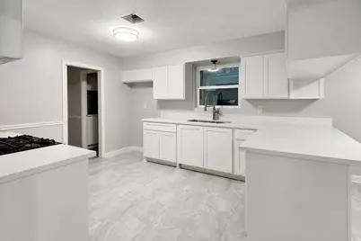 505 Moody Avenue, League City, TX 77573 - Photo 3