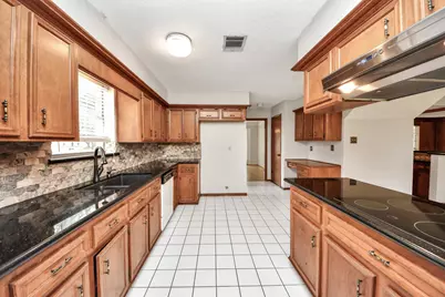 5022 Foxdale Drive, Houston, TX 77084 - Photo 11