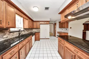 5022 Foxdale Dr, Houston, TX 77084 - Photo 11